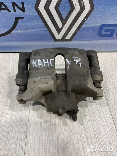 Суппорт тормозной перед Renault kangoo Прав