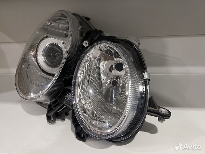 Фара Мерседес е211 W211 ресталинг правая