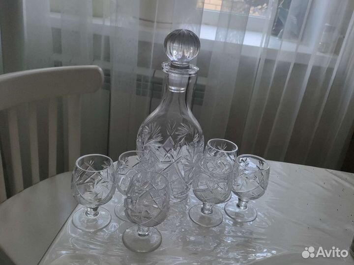Графин хрустальный с рюмками