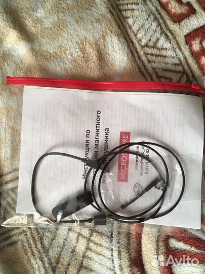 Микронаушник