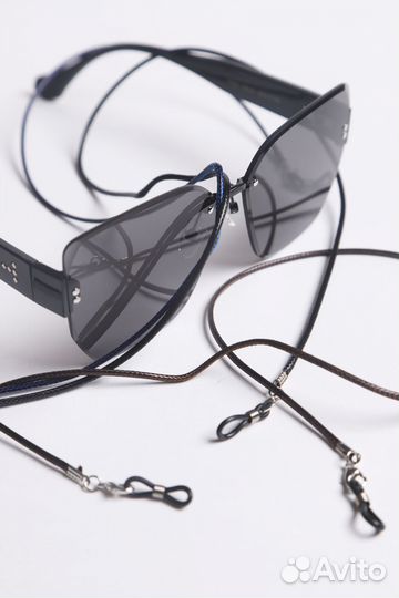 Шнурок кожаный для очков