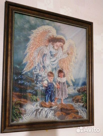 Картины из бисера и вышитые