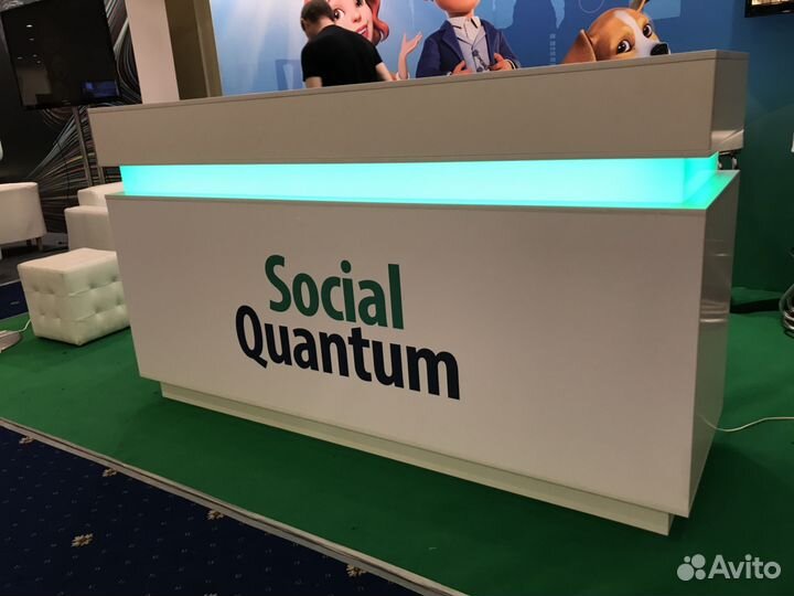 Стойка ресепшен. Стенд для выставки на заказ и в н