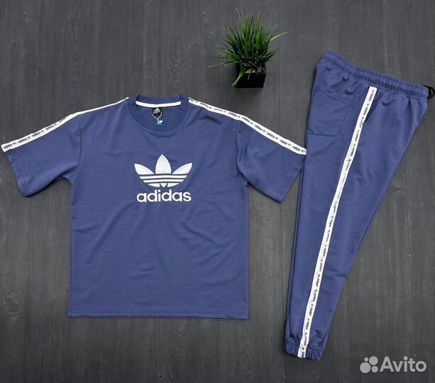 Спортивный костюм весенний Adidas