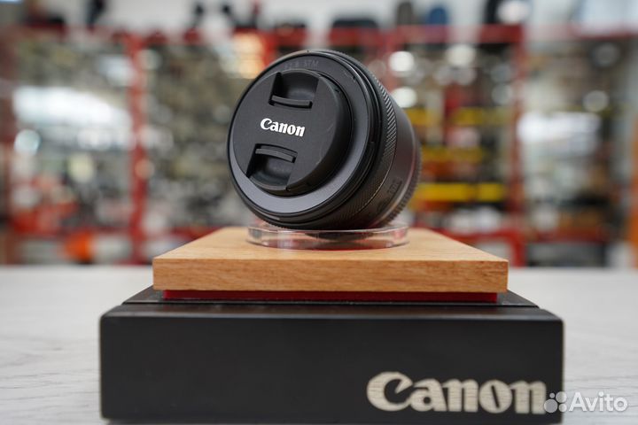 Объектив Canon RF 16mm F2.8 STM
