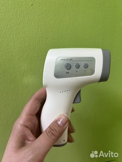 Термометр бесконтактный