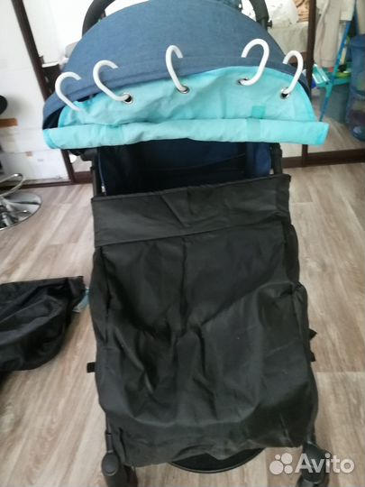 Прогулочная коляска yoya