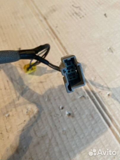 Электропроводка крышки багажника Volvo S80