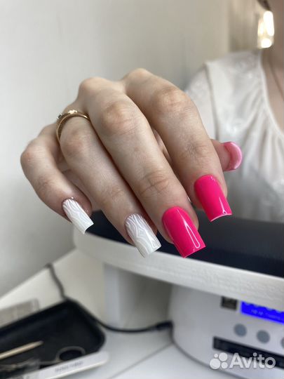 Модель на маникюр наращивание, покрытие