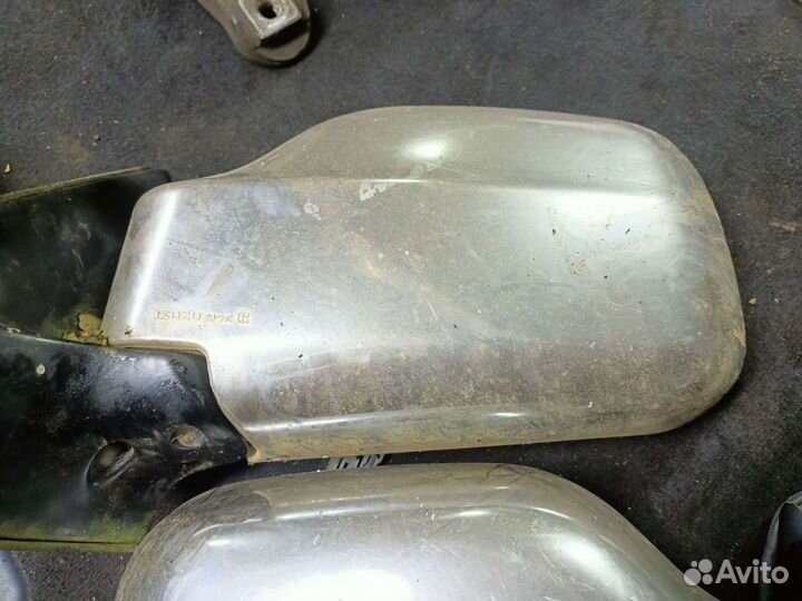 Зеркала Isuzu Amigo