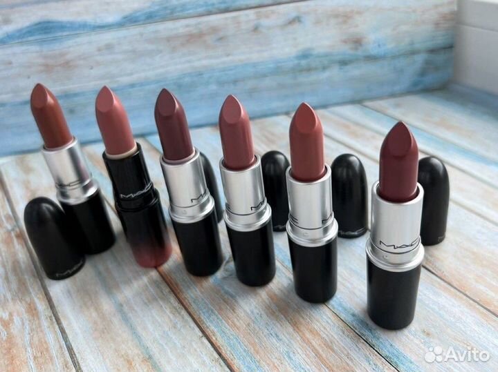 Помада Mac нюд matte, love me, satin lipstick