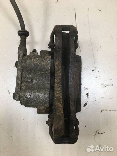 Суппорт передний правый LADA Niva (4х4)