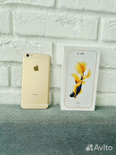 Телефон iPhone 6S plus