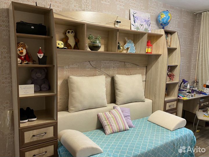 Полка настенная