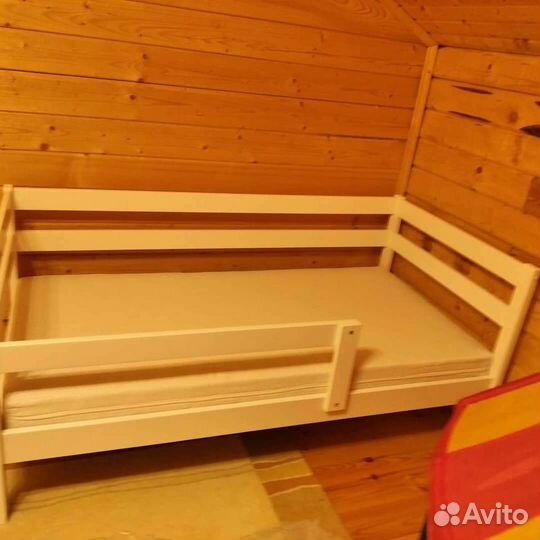 Детская кроватка соня