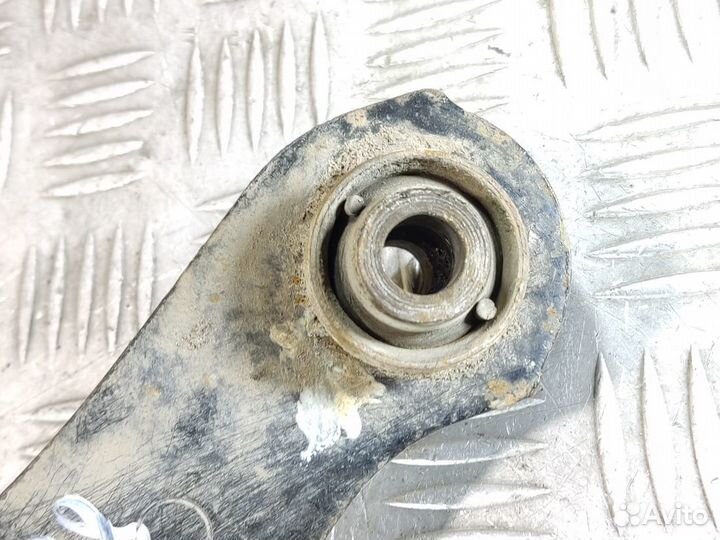 Рычаг задний верхний правый Vortex Vortex estina