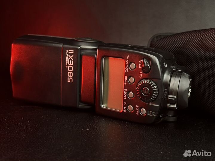 Вспышка камеры canon 580 EX II