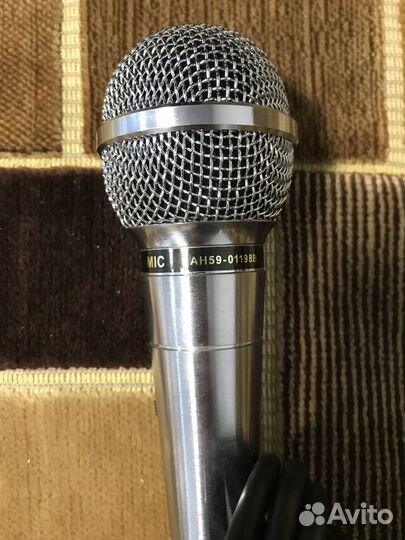 Караоке микрофон