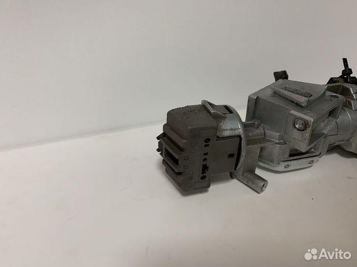 Замок зажигания Ford Focus 2