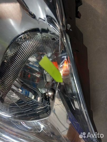 Фара левая citroen C4