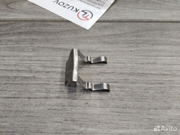 Фиксатор форсунки Тойота 2013-2024