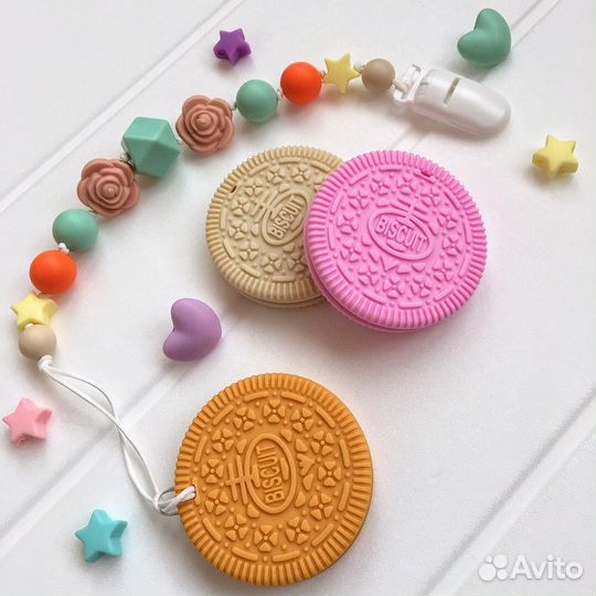 Грызунки, слингобусы, держатели для пустышек