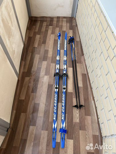 Беговые лыжи с ботинками 39 размер