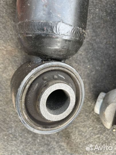 Амортизатор задний BMW Ф 10