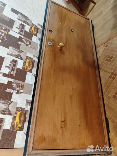 Продам входную дверь бу