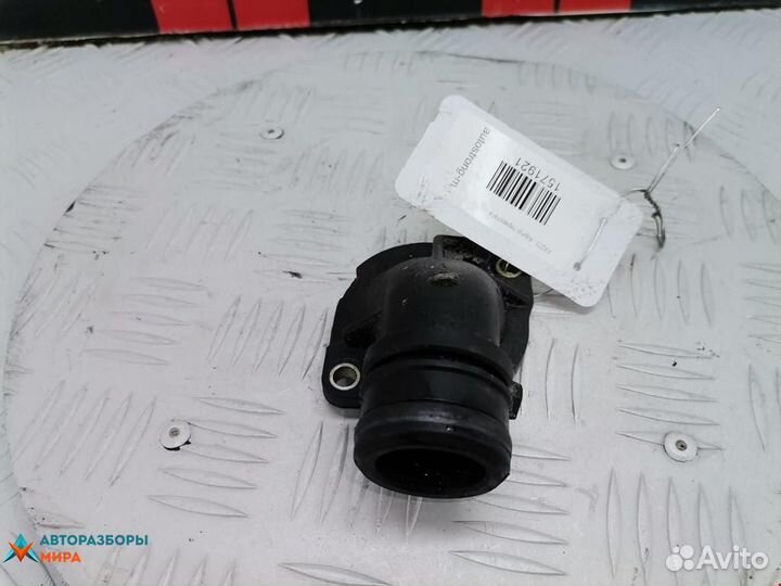 Корпус термостата Volkswagen Golf 3 1995