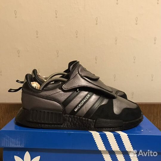 Adidas micropacer best sale x r1 black