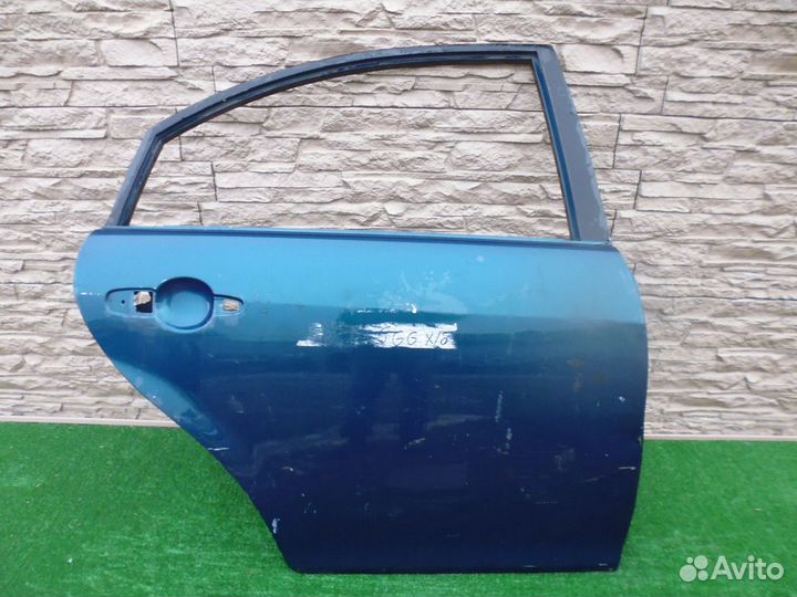 Мазда 6 лифтбек дверь задняя правая 2002-2008