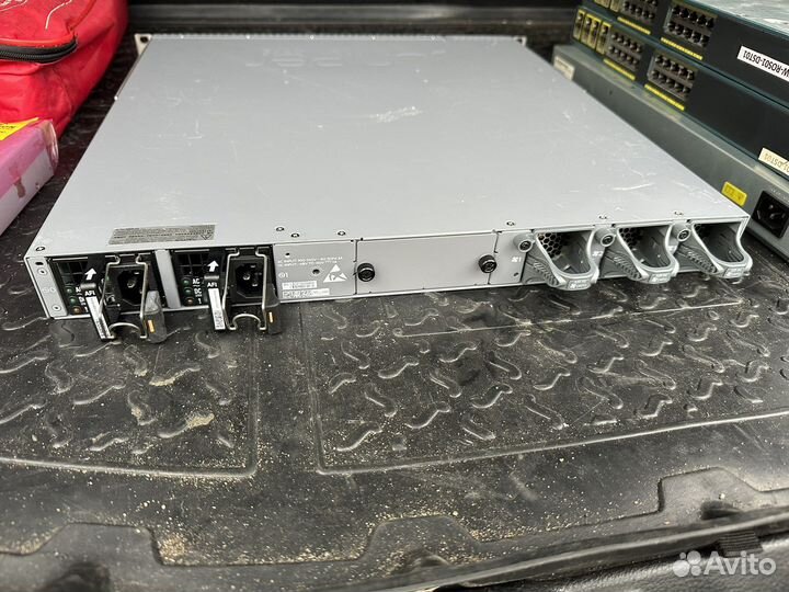 Коммутатор Juniper EX4550