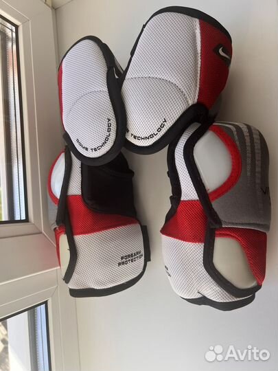 Налокотники хоккейные