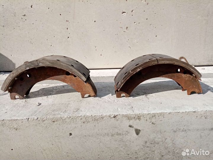 Тормозные колодки на камаз