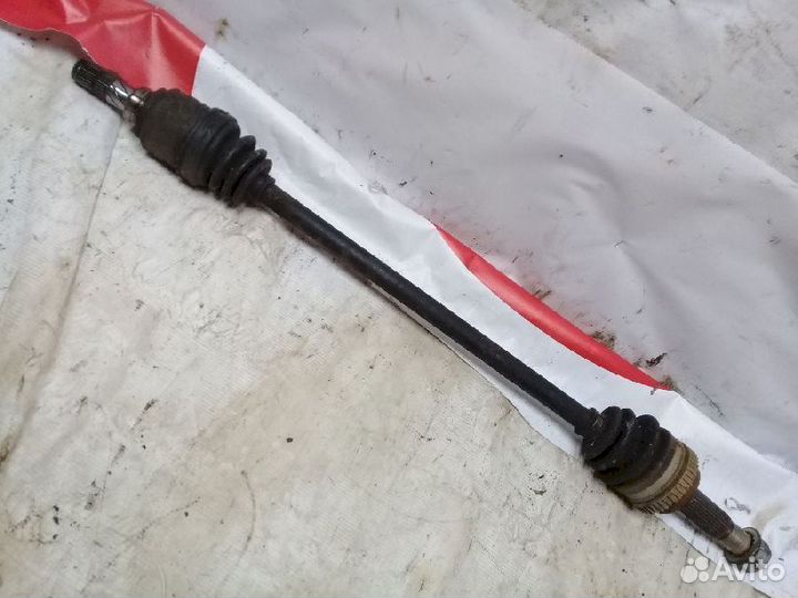 Привод задний левый Nissan Serena C24