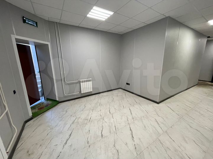 Свободного назначения, 272.7 м²