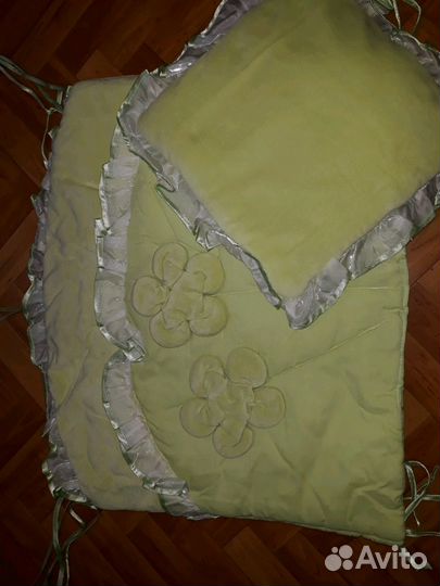 Бортики в кроватку