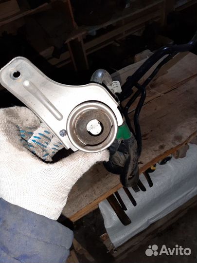 Горловина бензобака Range Rover Sport 1