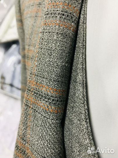 Мужской костюм серый новый