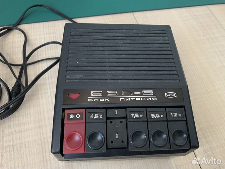 Блок стабилизированного питания бсп 5 из СССР