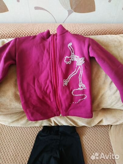 Спортивный костюм для тренировок фигурное катание