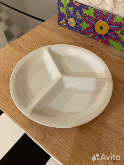 Тарелка на три секции