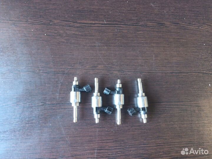 Форсунка топливная Toyota Highlander GSU50