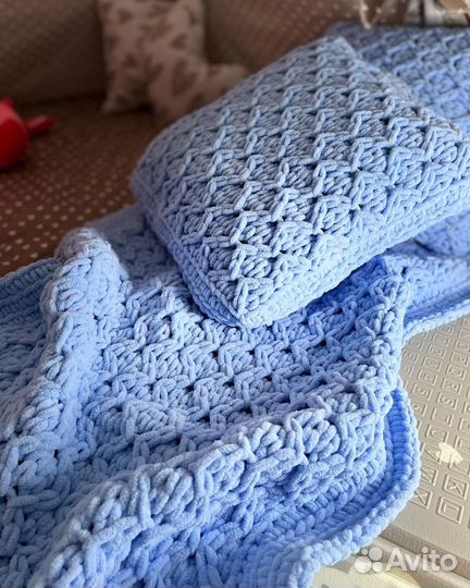 Комплект детский плед и подушки плюшевые