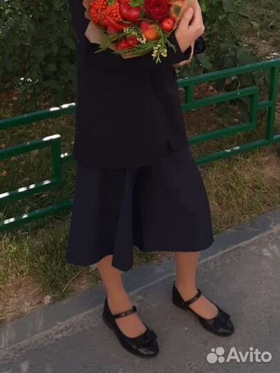 Школьная форма. Кюлоты, брюки 134 и 140