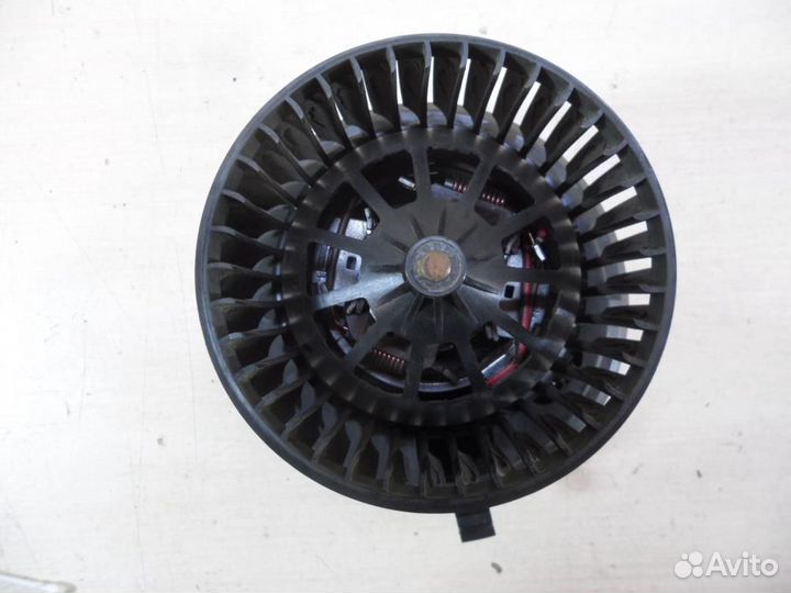 Моторчик печки Audi Q7 (4LB) 2007