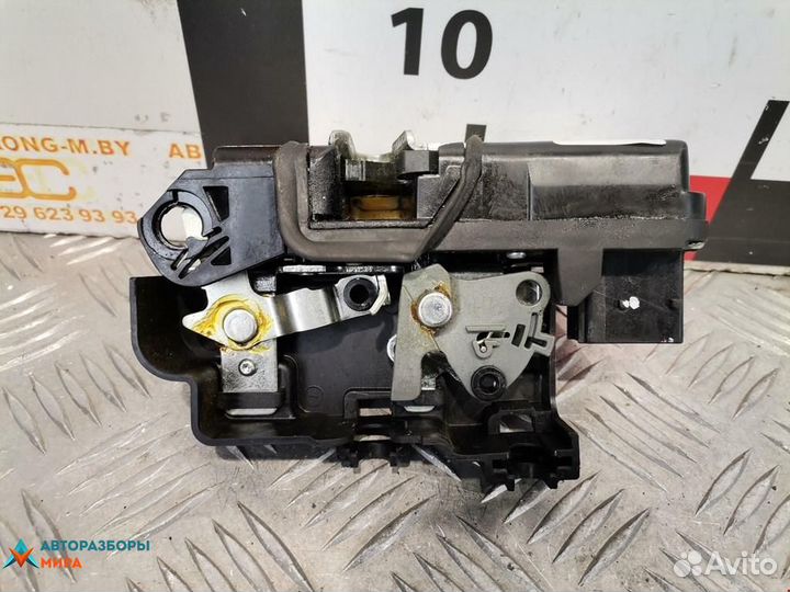 Замок двери передней левой Opel Antara 2007