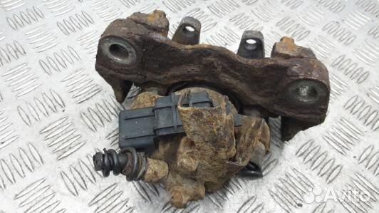 Суппорт тормозной задний левый volkswagen touareg