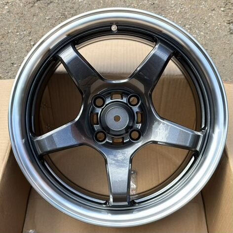 Литые диски Sakura Wheels 181 7×R15 4×100